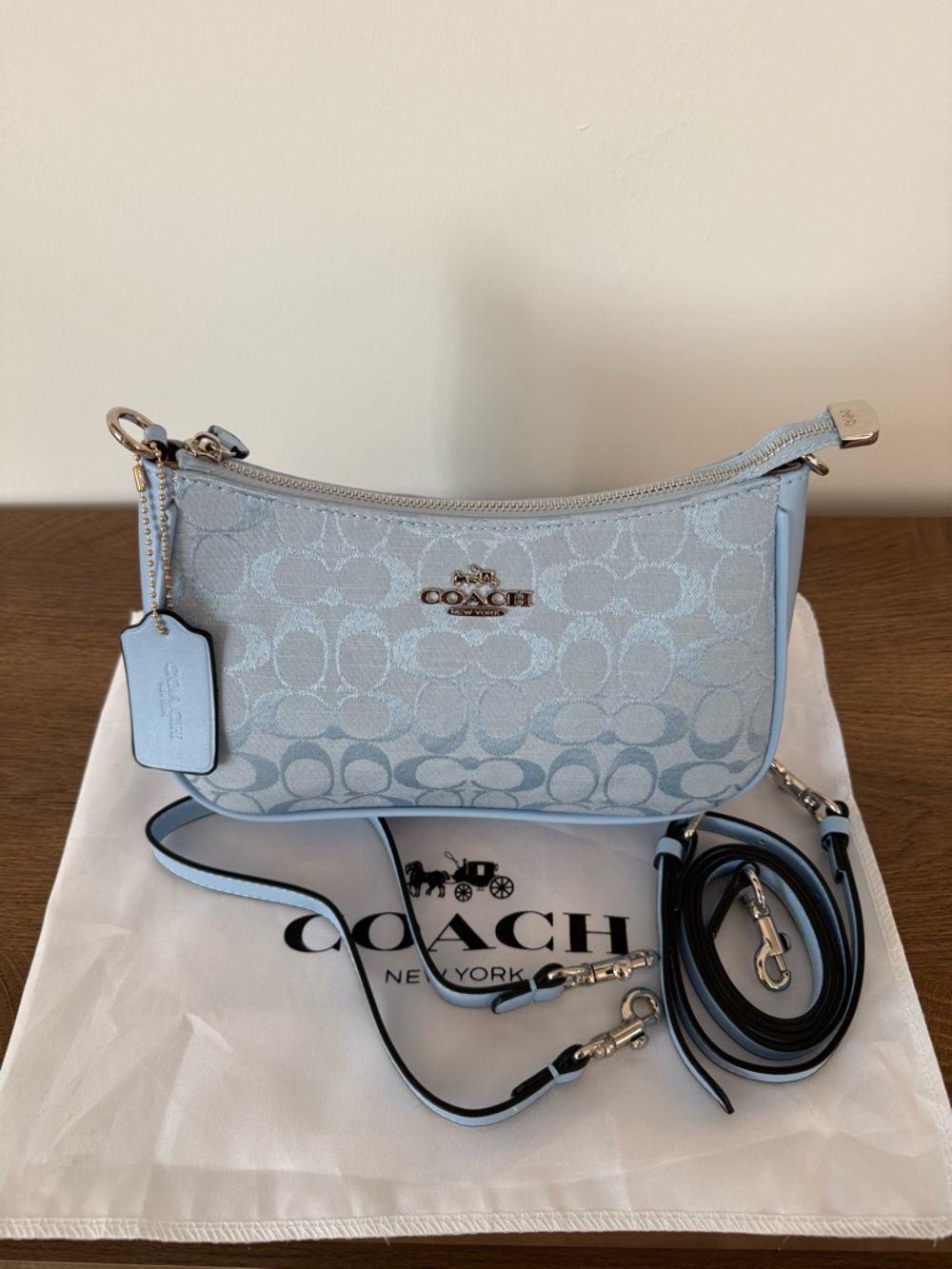 Coach Sky blue bag - Picture 4 of 4